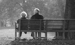 Сыйнат терезеден сыртка телмирип, үн катпай барды... (аудио)