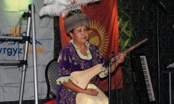 Бейне: СССРдин эл артисти Самара Токтакунова (аудио)