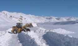 Дома многих сельчан в Ат-Башинском районе занесло снегом (обновлено)