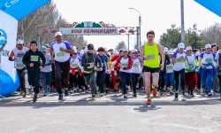 В столице прошел полумарафон "Мол Булак Жаз Деми 2017"