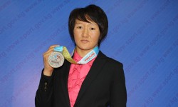 Айсулуу Тыныбекова: Элимдин ишеничин актаганга аракет кылам (аудио)