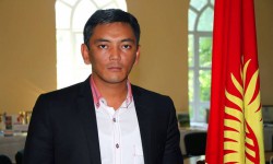 Поэзия мүнөттөрү: Мирлан Самыйкожонун ырлары (аудио)