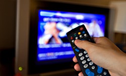 Күндүн темасы: "Санарипке өтүү иштери кандай деңгээлде жүргүзүлүүдө?"