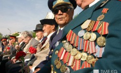 Улуу Ата Мекендик согуштун ардагерлерине кандай жардам көрсөтүлүүдө?