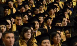 Күндүн темасы: "Кыргызстан кандай адистерге муктаж?" 