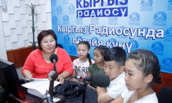 Ак-Шоола элдик үлгүлүү балдар хору (аудио)