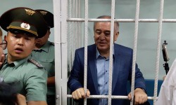 Суд приговорил Текебаева и Чотонова к восьми годам лишения свободы