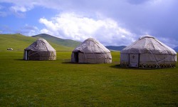 В Бишкеке и Иссык-Кульской области стартовал Всемирный фестиваль эпосов народов мира