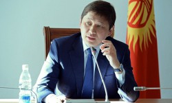 Исаков: “Өкмөттүн башкы милдети- инвестиция тартуу” (аудио)