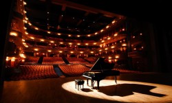 Эл аралык конкурстардын лауреаттары мейманда (аудио)