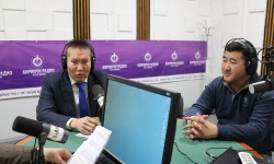 Күндүн темасы: С.Исаков өкмөттөрдүн дүйнөлүк саммитинин алкагында бир топ сүйлөшүүлөрдү жүргүздү