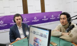 Күндүн темасы: С. Жээнбеков коррупцияга каршы күрөш боюнча чечимге кол койду