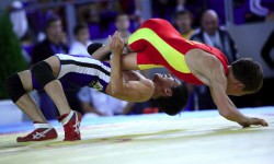 Ак-талаалык 4 өспүрүм эркин күрөш боюнча өлкө биринчилигинде күч сынашат