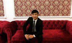 Ырчы Ильяз Абдыразаков наристелүү болду