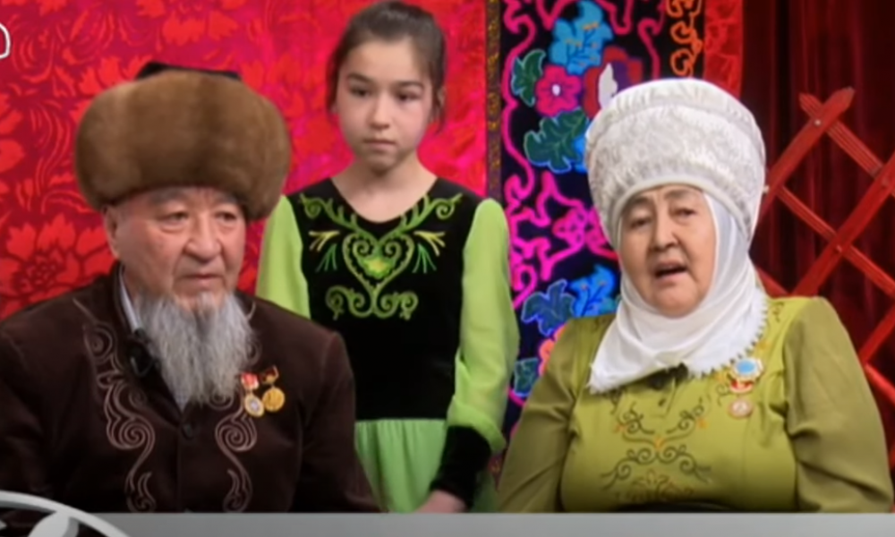 Өнөр аркалаган үй бүлө / Маданбековдордун үй бүлөсү / Обологон обондор 