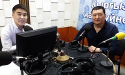 Сыймык Бейшекеев: Ч. Айтматов концертиңе келет дегенде толкундангам.