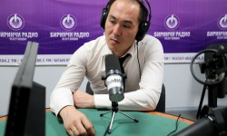 Күндүн темасы: Россия мигранттарга өз аймагына кирүү тартибинин эрежелерин күчөттү