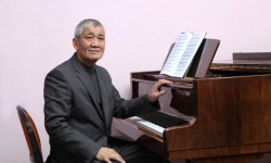 Композиторлор Адылжан Абдуллаев жана Турдубек Чокиев мейманда