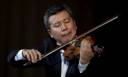 Эрнис Асаналиев: Азыр жеңил музыкага басым көбүрөөк болуп кетти