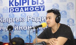 Адилет Азимов: Аткарган ырларым купулума толбой келет, дагы аракет керек