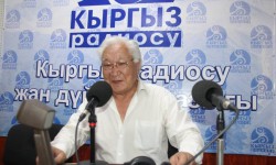 Абас Чикеев: Аткаруучулар эски обондорду бузбай ырдашса жакшы болмок