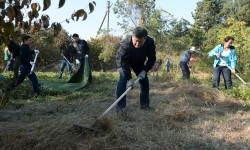 Президент Сооронбай Жээнбеков ишембиликке катышты