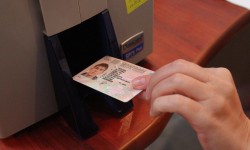 Кыргызстанда айдоочулук күбөлүк алуу боюнча жаңы эрежелер киргизилди