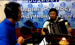 Абидин Темиров: Аккардеон үйрөнөм деп элдин жумушун кылчумун