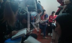 Элдик репортер: Лекция учурунда студенттерге орундук жетишпейт