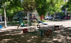 Элдик репортер: Ала-Тоо жаңы конушунун тургундары балдар аянтчасына муктаж