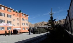 ӨКМдин Нарын облустук башкармалыгынын кызматкерлери жаңы батирлүү болушту