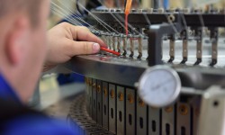 Күндүн темасы: Республикада өнөр жайы өнүгүү жолуна түштү