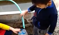 Элдик репортер: Таза суу маселеси чечилбей, жалгыз булактын көзүн караган айыл тургундары