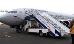 "Boeing 737" үлгүсүндөгү учакка Ч.Айтматовдун ысымы берилди