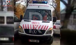 Элдик репортер: Балдар ооруканасынын короосундагы унаалардын башаламандыгы