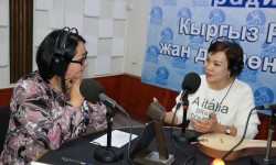 Фарида Өмүрзакова: Мени - искусство тармагына үндөгөн ата-энем болду