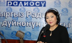 Үмүт Тилегенова: Ар бир ырчынын үнүнө жарашкан ыр болот