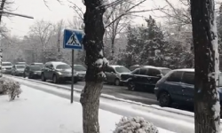 Кышка даярдыгы жок айдоочулар кыймылды жайлатып, жол тыгындарын жаратууда