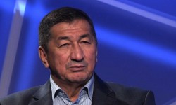 Кадыржан Батыров дүйнө салды 