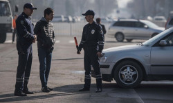 Ысык-Көлдө жол коопсуздугун көзөмөлдөө кызматы күчөтүлгөн тартипте иштөөдө