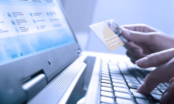 Кыргызстанда он беш миңге жакын салык төлөөчү онлайн пакет сатып алышты