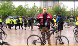 Бишкек шаарында массалык веложүрүш өттү