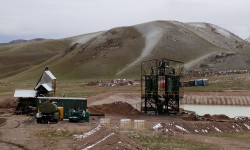 Уран кени казылбай калды