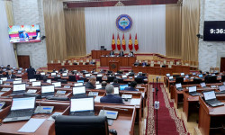 Жогорку Кеңеш өкмөттүн жылдык отчетун жактырды