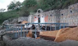 Элдик репортер: Жалал-Абаддагы курорттун ичи каралбай жатат