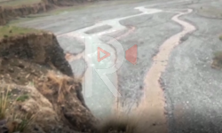 Элдик репортер: Жар боюнда жашаган  Көлдүк айылынын тургундарына коркунуч жаралууда