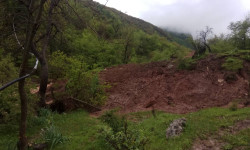 Өзгөчө кырдаалдар министри Жалал-Абад облусундагы кооптуу аймактарды кыдырды 