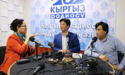 Эрмек Мараимов: Операда бир казанда кайнап эле соолуп баратабыз