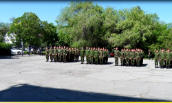 Улуу Жеңиш күнүн утурлай студенттер параддан өттү