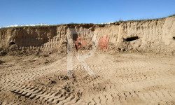 Элдик репортер: Торкендеги Миң-Дөбө көрүстөнү айыл тургундары тарабынан казылып жатат 